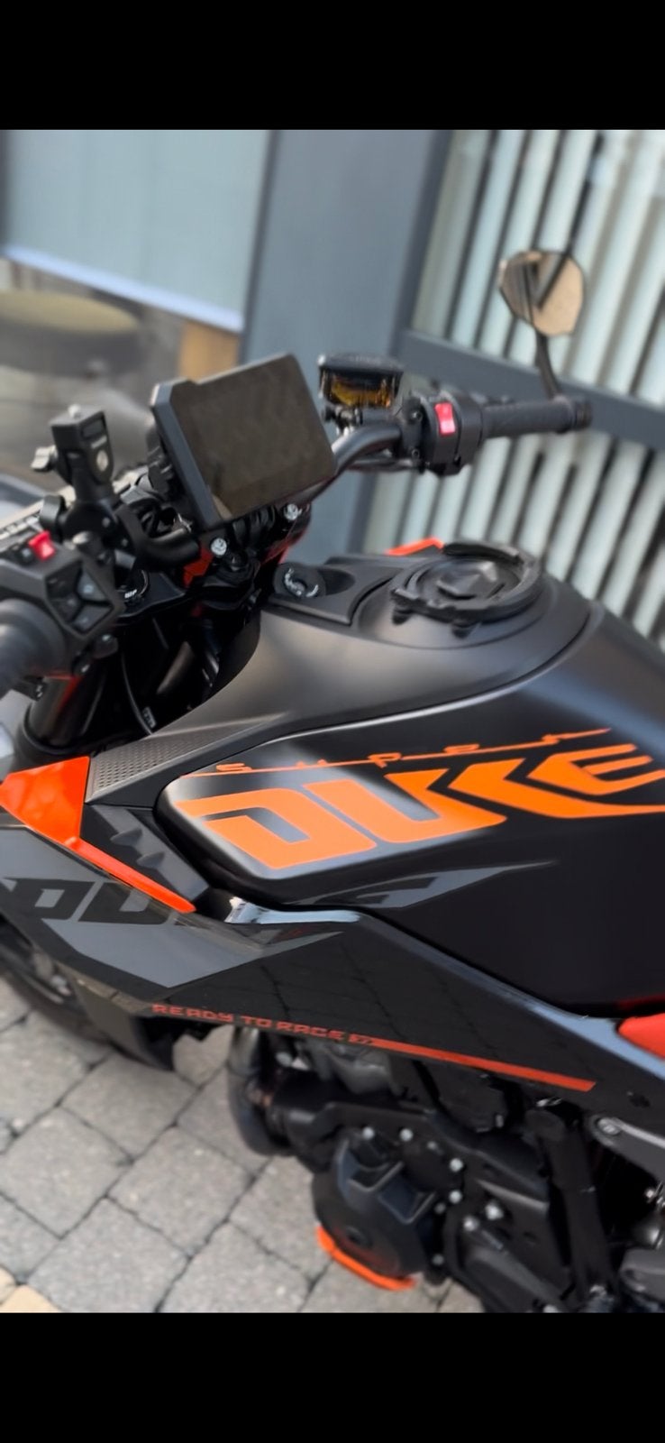 KTM 990 Duke 2024 | Tech Pack | Remus | Garantie 08/2028, Handvatverwarming, Motorrijbewijs A, Gebruikt, Particulier