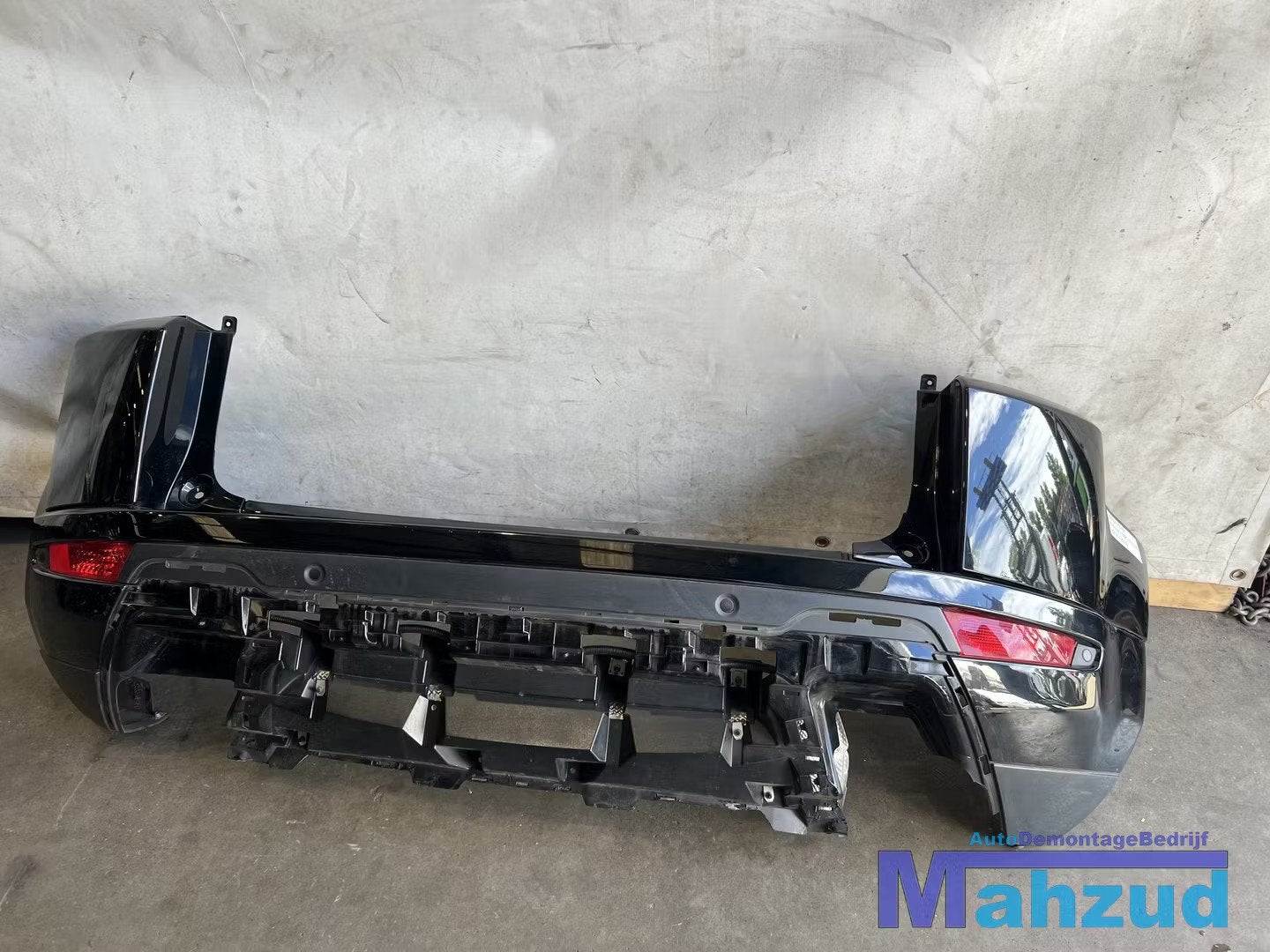 LAND ROVER EVOQUE (LVJ/LVS) L538 zwart achterbumper 2012-201, Auto-onderdelen, Dpoffice@jaguarlandrover.com, Abbey Road, Whitley 1
CV3 4LF  Coventry