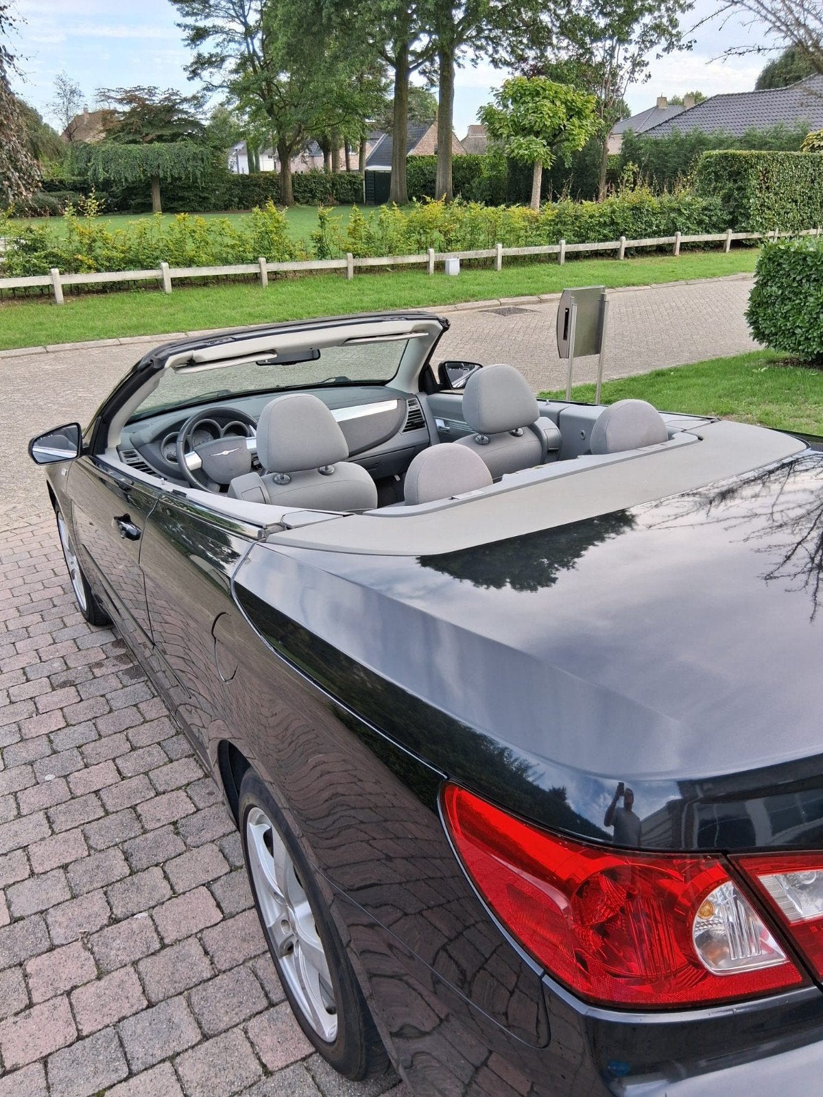 Chrysler Sebring Cabrio 2.0 CRD | 113.000 km | Car-Pass |, Auto's, 4 zetels, 4 cilinders, Cabriolet, Zwart