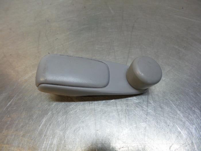 Manivelle de vitre d'un Citroen C3 (C3 02-), -, Utilisé, -, -
