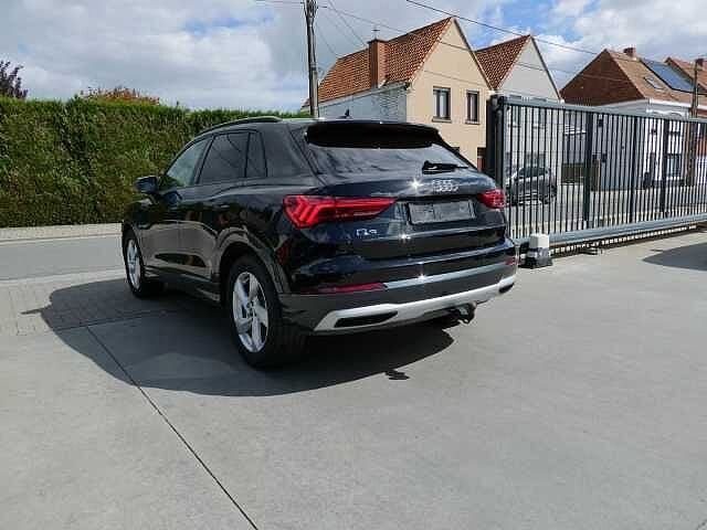 Audi Q3 1.5 TFSI 150pk Automaat Business Luxe Trekhaak, Automaat, Parkeersensor, Euro 6, Bedrijf