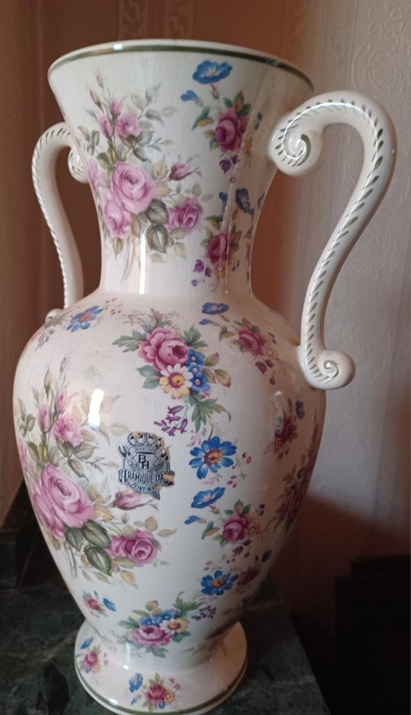 Vase fleuri Delft., Enlèvement