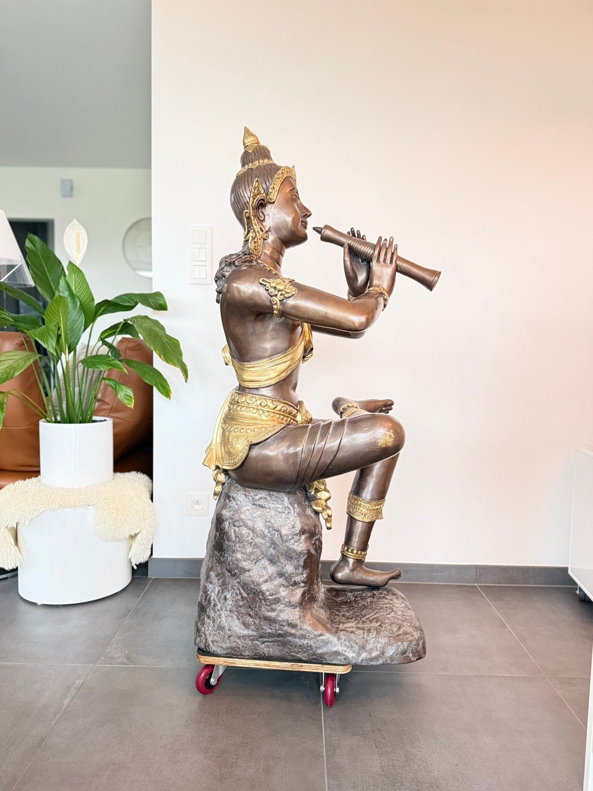 Statue décorative/Musicien balinais/indonésien — bronze, Enlèvement, Bronze