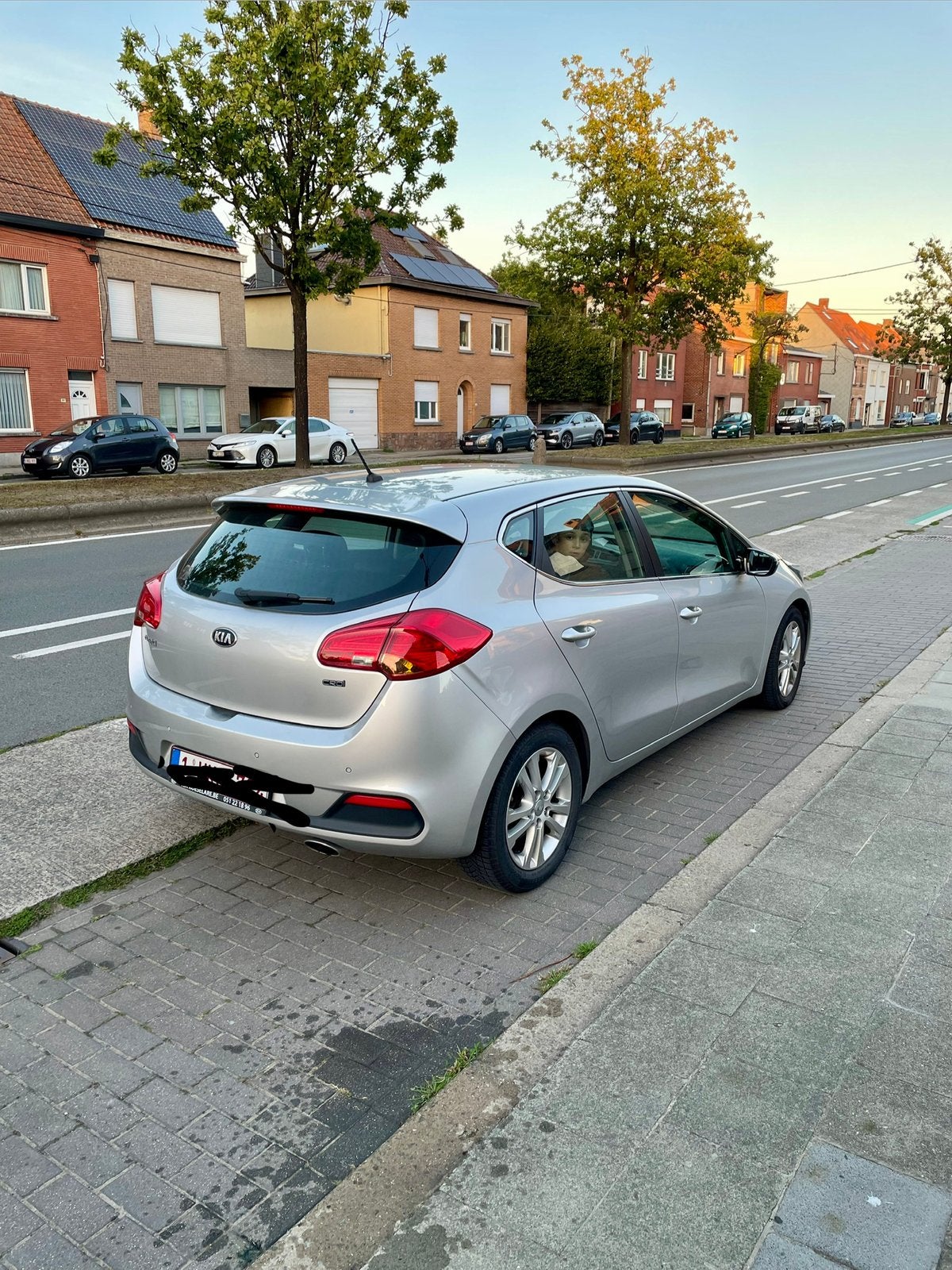Kia Ceed 1.6 L 2013 euro 5 Diesel full option - 145 000km, Autos, Kia, Achat, Boîte manuelle, Noir, 5 portes