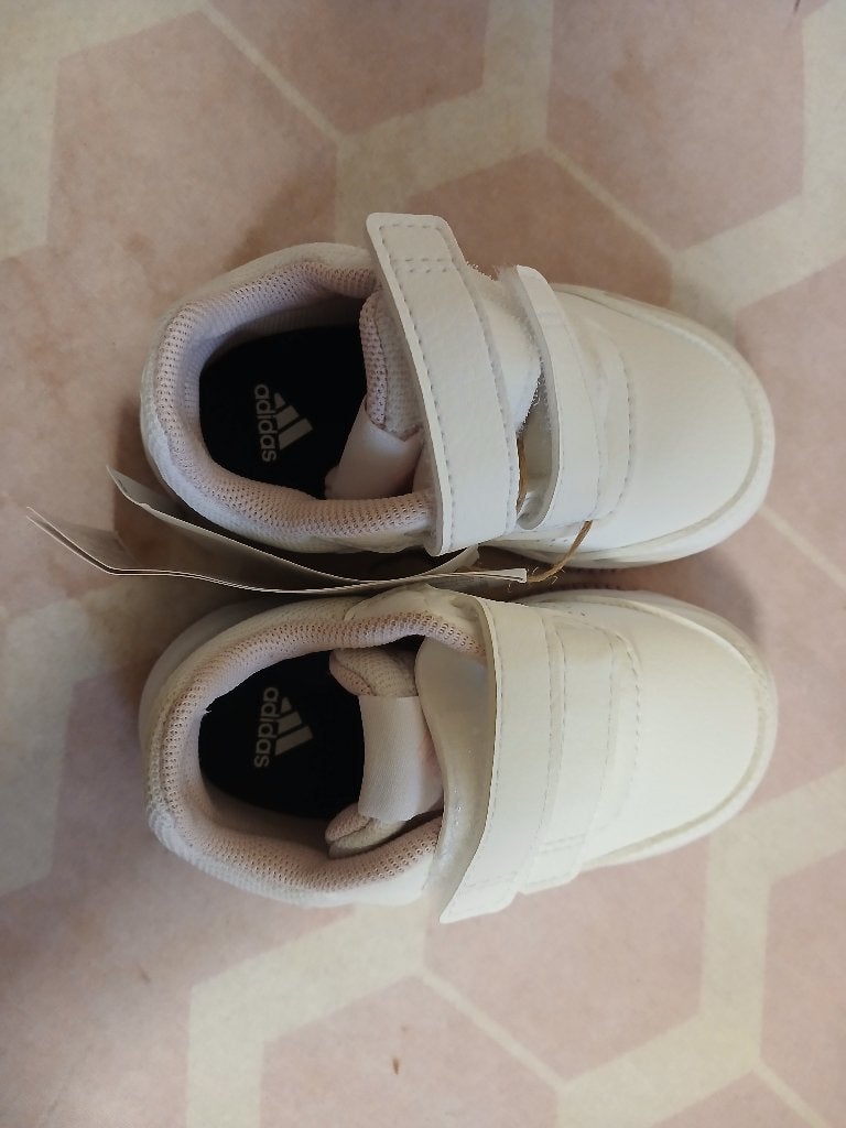 Adidas meisjesschoen, Kinderen en Baby's, Adidas, Meisje, Schoenen, Nieuw