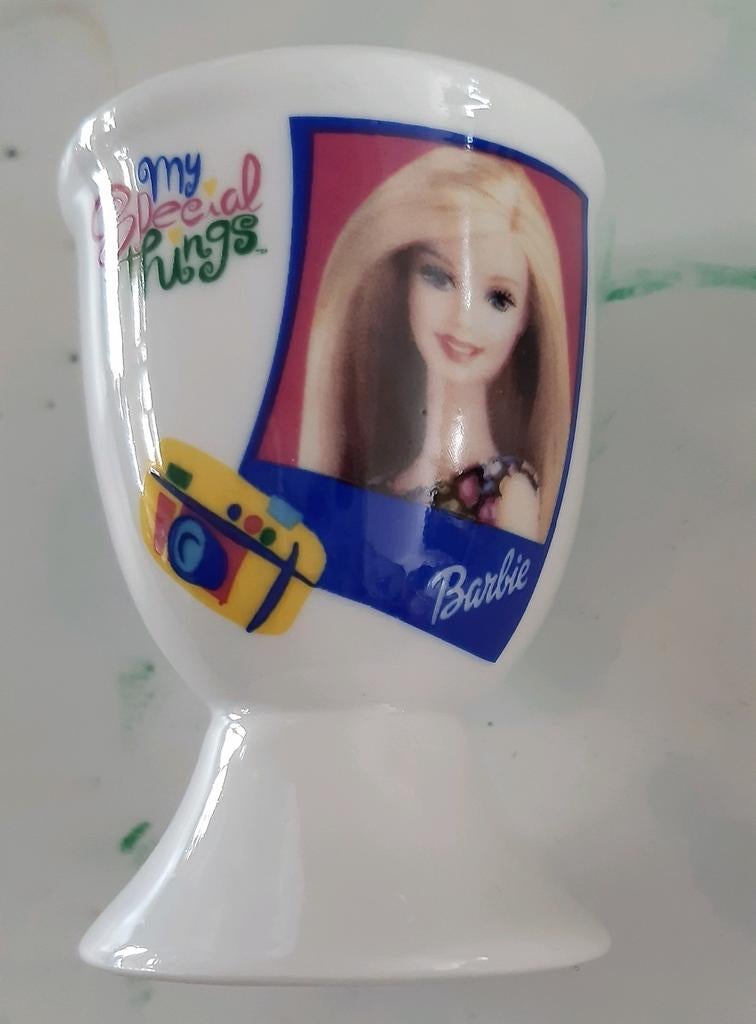 Coquetier Barbie, Enlèvement