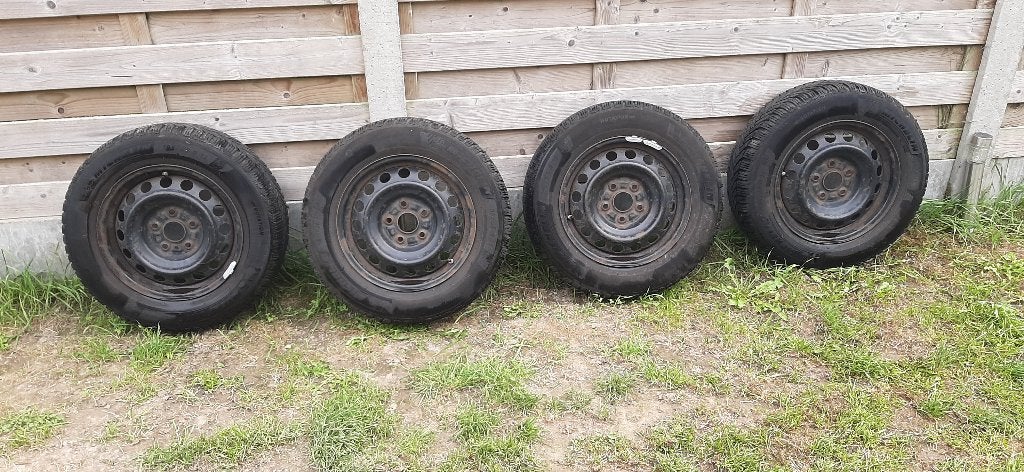 Pneus hiver Michelin ALPIN 6 195/65R15 + 4 X jantes, Pneus et Jantes, Pneus hiver, Véhicule de tourisme, Enlèvement