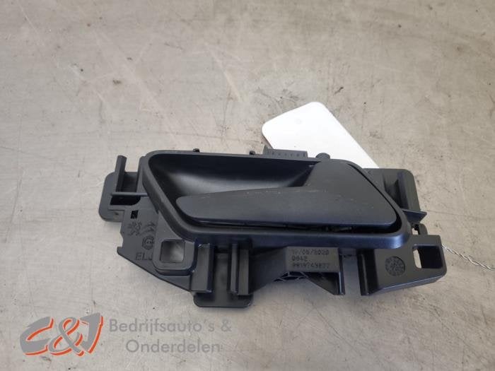 Poignée portière 2portes droite d'un Toyota Pro-Ace City, -, 3 mois de garantie, Toyota, Utilisé