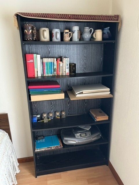 bibliothèque noire à récupérer à Halle, Enlèvement, Utilisé