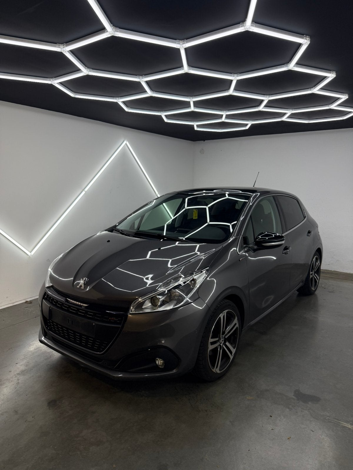 Peugeot 208| 2019| AUTOMAAT| GT LINE| 89.400KM| GARANTIE, Auto's, Leder en Stof, Zwart, Bedrijf, 5 deurs