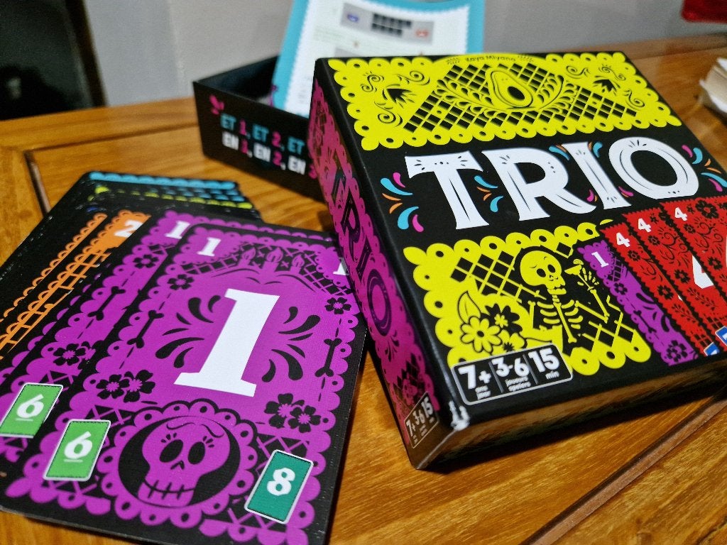 TRIO JEU - 36 CARTES 3à 6 joueurs Petit jeu de mémoire, Enlèvement ou Envoi