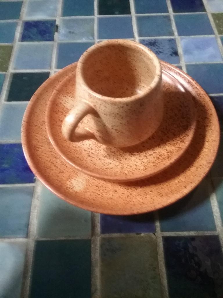 Volledige koffieservies artisanale keramiek enkel ophalen, Antiquités & Art, Antiquités | Céramique & Poterie, Enlèvement