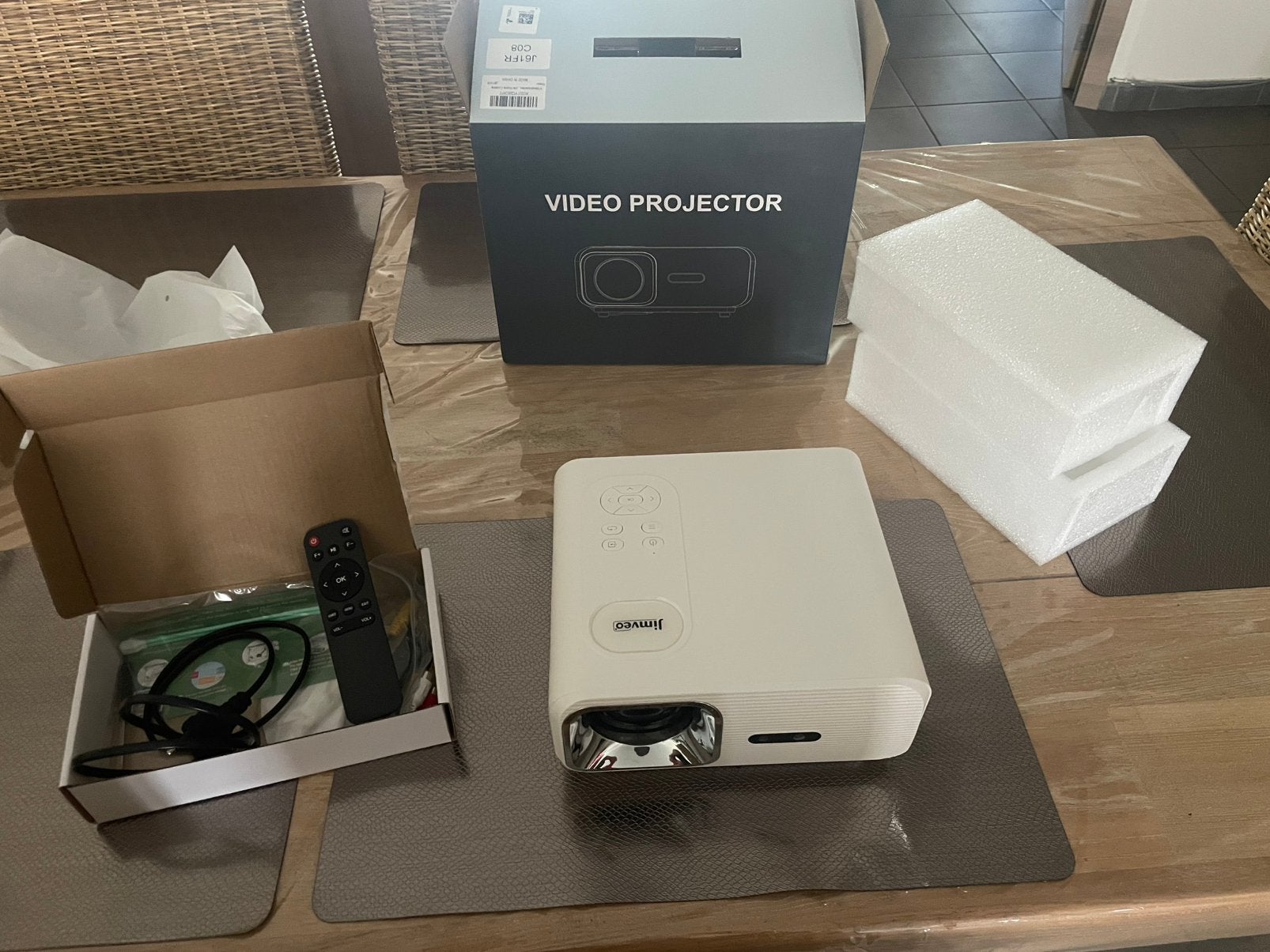 Projecteur K4 JIMVEO J61, Jimveo, Comme neuf, Enlèvement, Ultra HD (4K)
