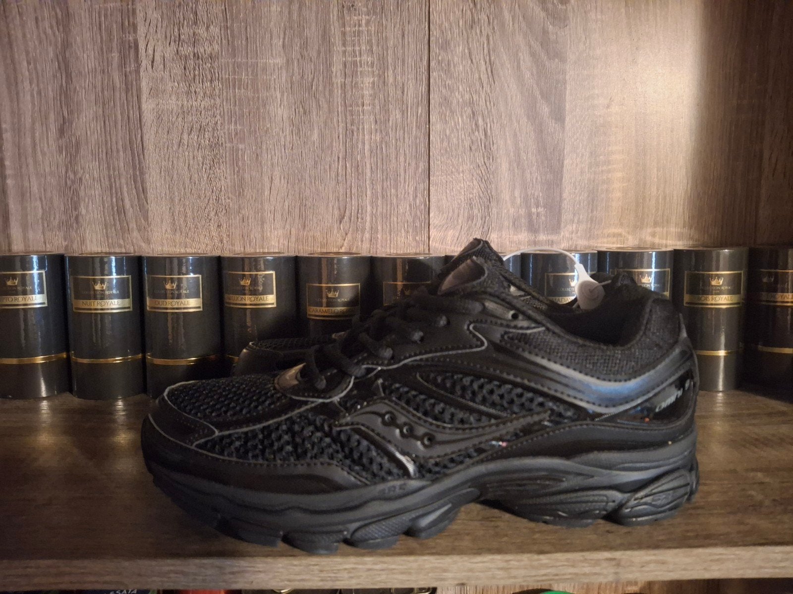 Saucony-Pro Grid Omni 9- zwart- 44, Ophalen of Verzenden