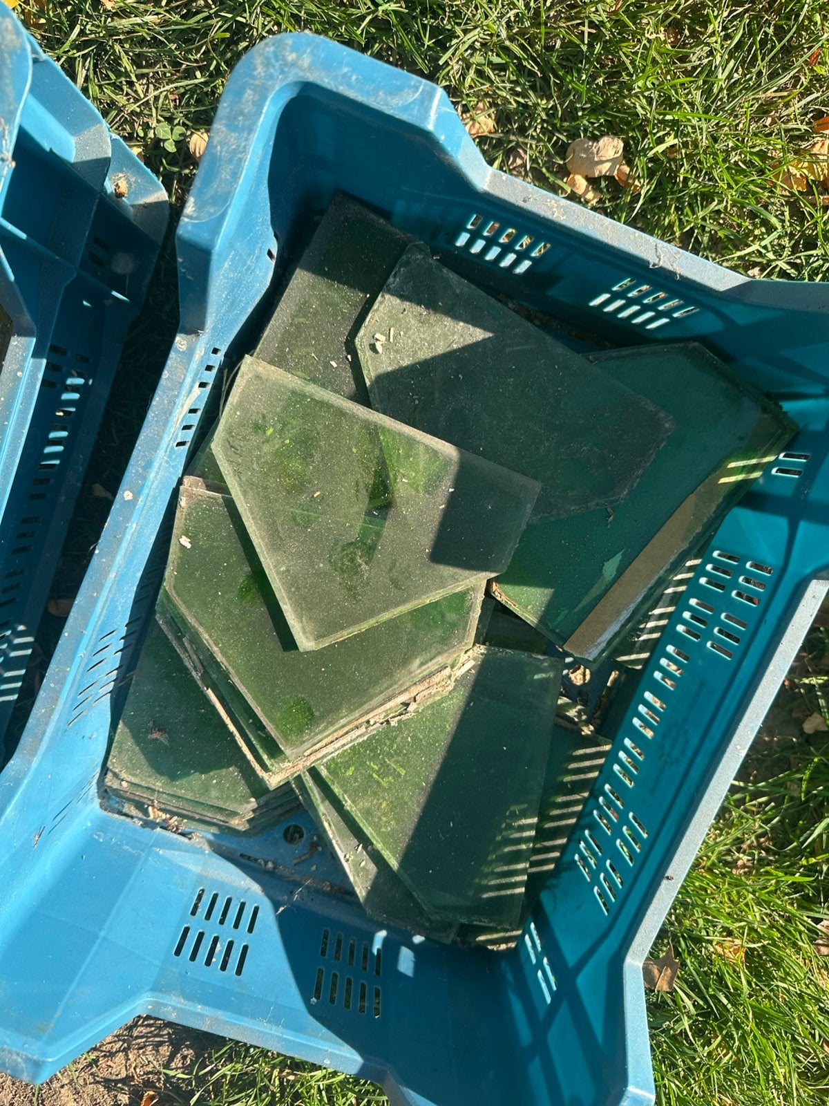 Kistje groene ruitjes glas in lood, Ophalen, Gebruikt, Glas, Groen