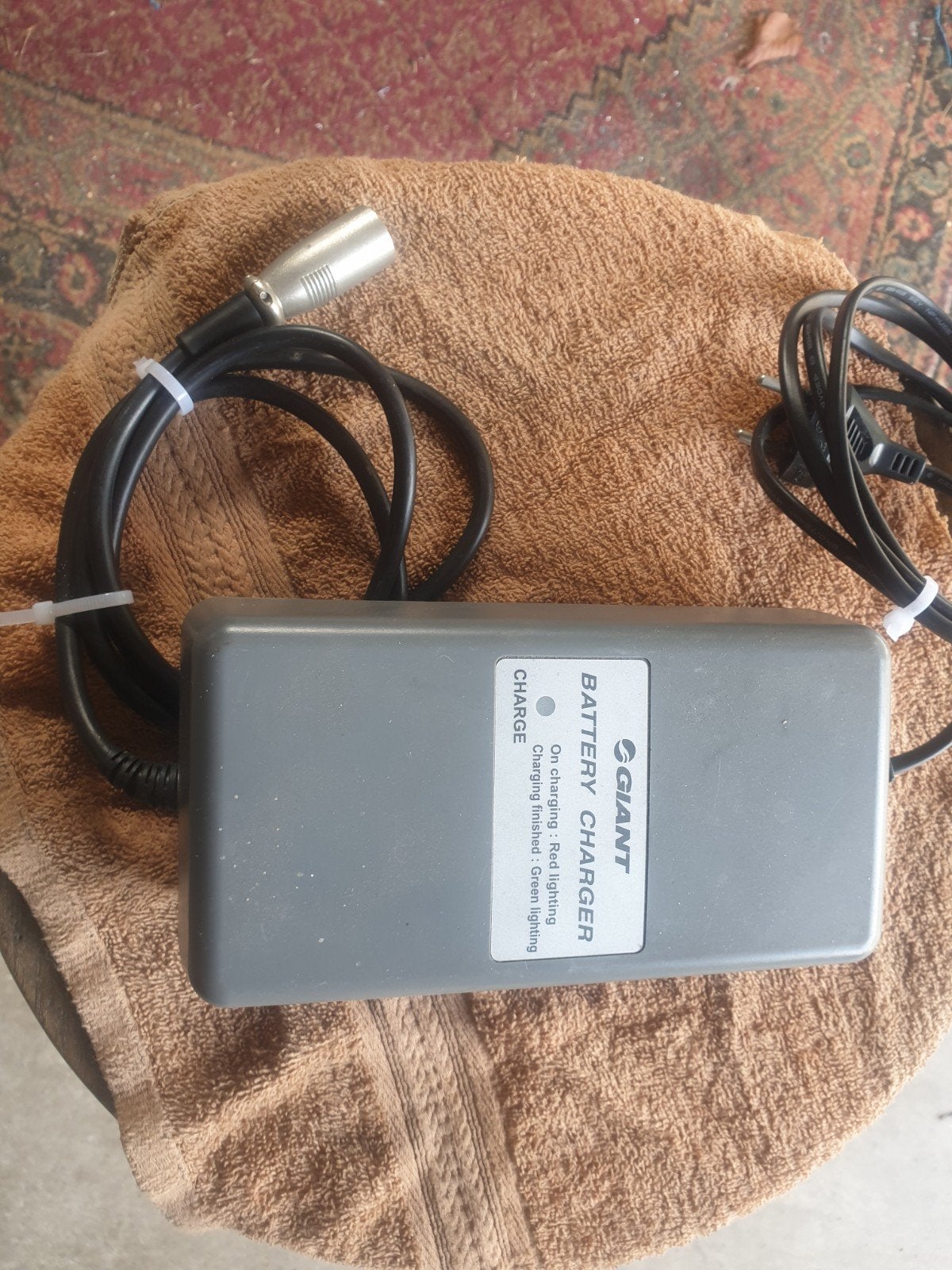 chargeur de vélo électrique géant, Enlèvement