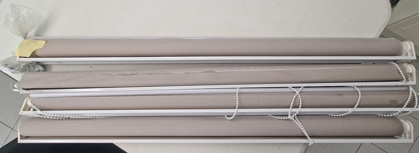 4x rolgordijn JYSK. €5/stuk, Rolgordijn, Enlèvement, Store enrouleur