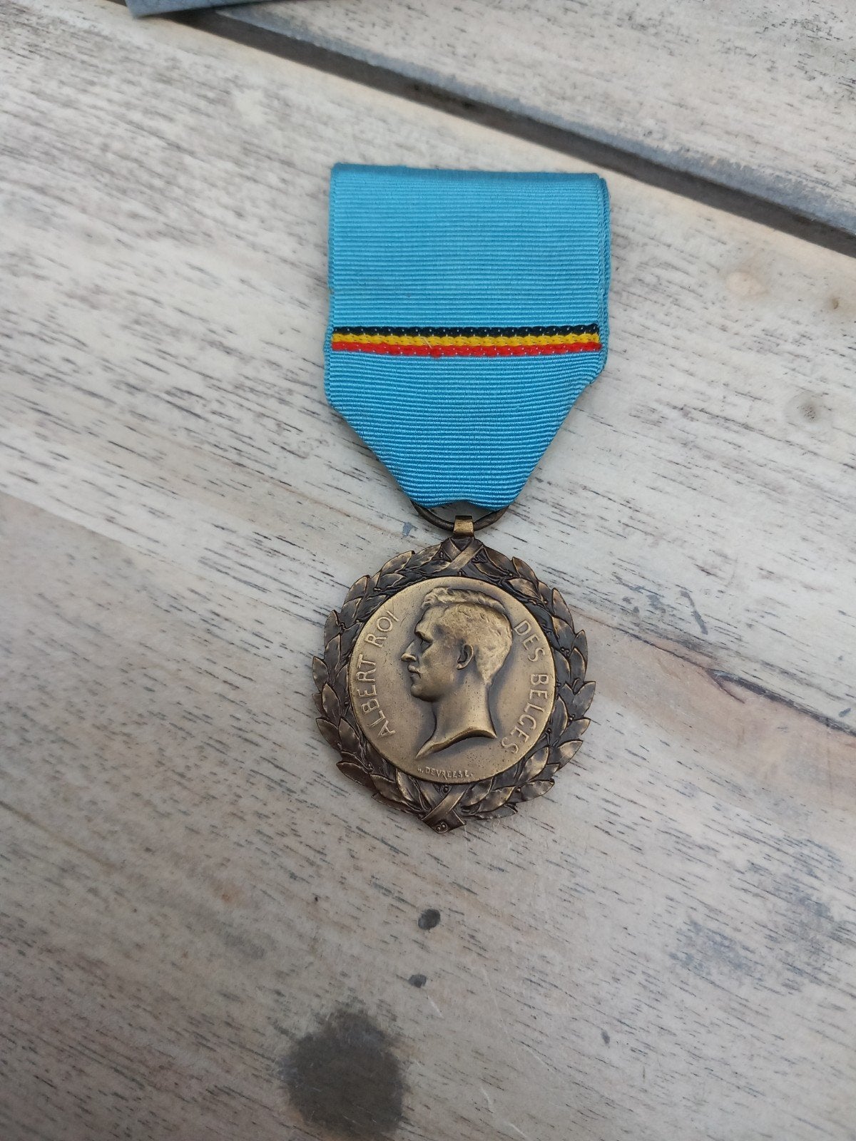 medaille  14.18, Ophalen