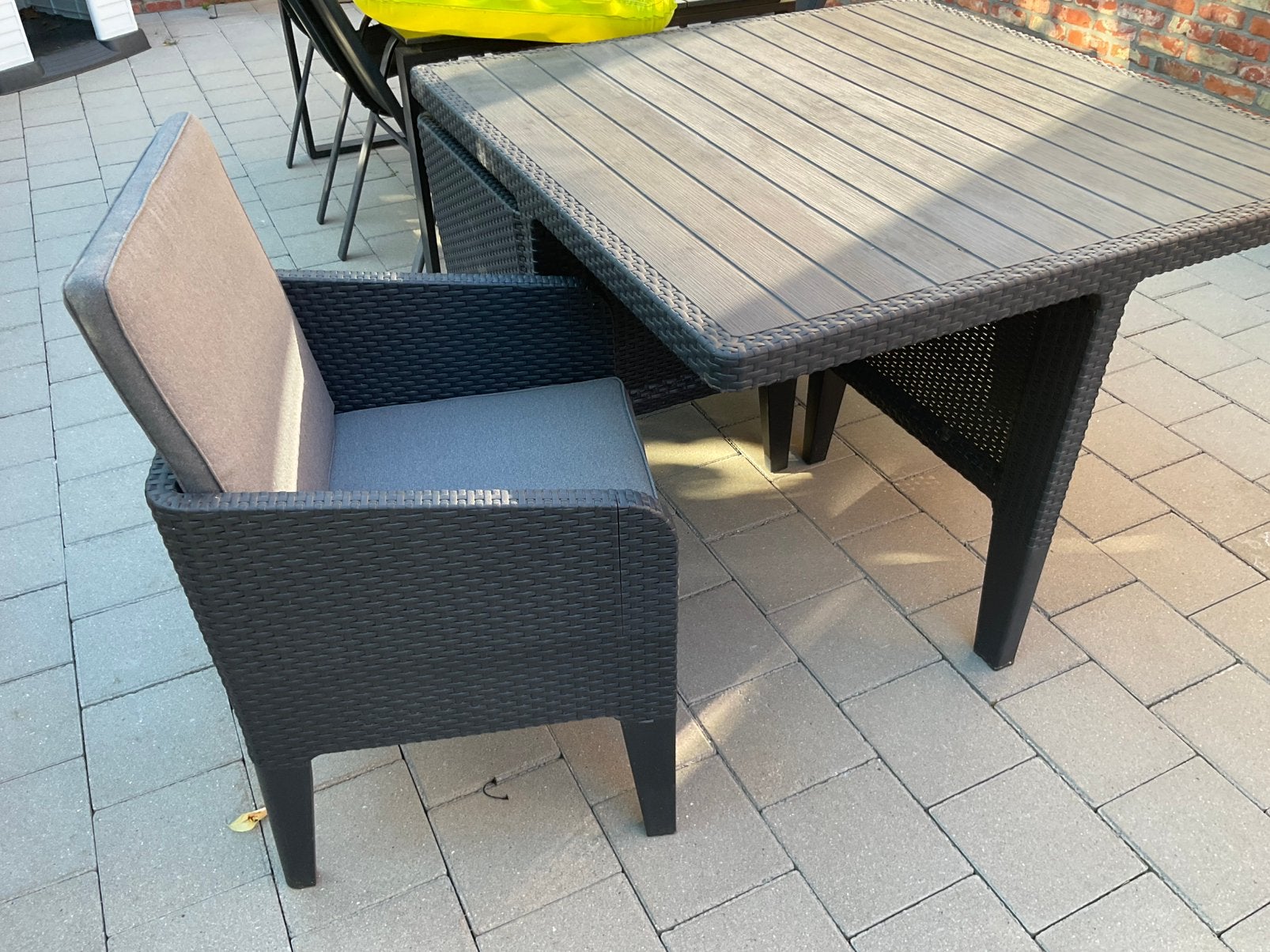 Keter Columbia tuinset (met kussens), Tuin en Terras, Tuinsets en Loungesets, Ophalen, 4 zitplaatsen, Kunststof, Gebruikt