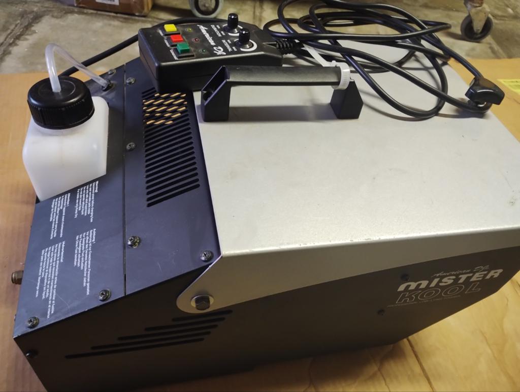 ADJ lage rookmachine met defect, Muziek en Instrumenten, Licht en Laser, Ophalen, Gebruikt, Rookmachine