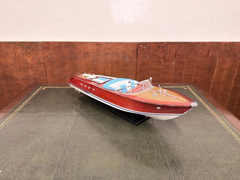 Schaalmodel Modelboot Riva Aquarama met Certificaat, Enlèvement