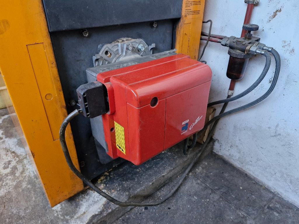 Mazoutbrander RIELLO, Ophalen, Gebruikt