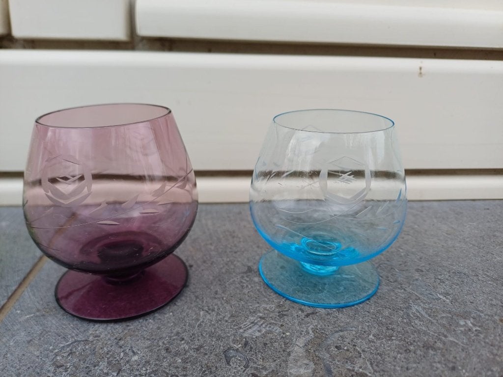 6 gekleurde glaasjes, Enlèvement