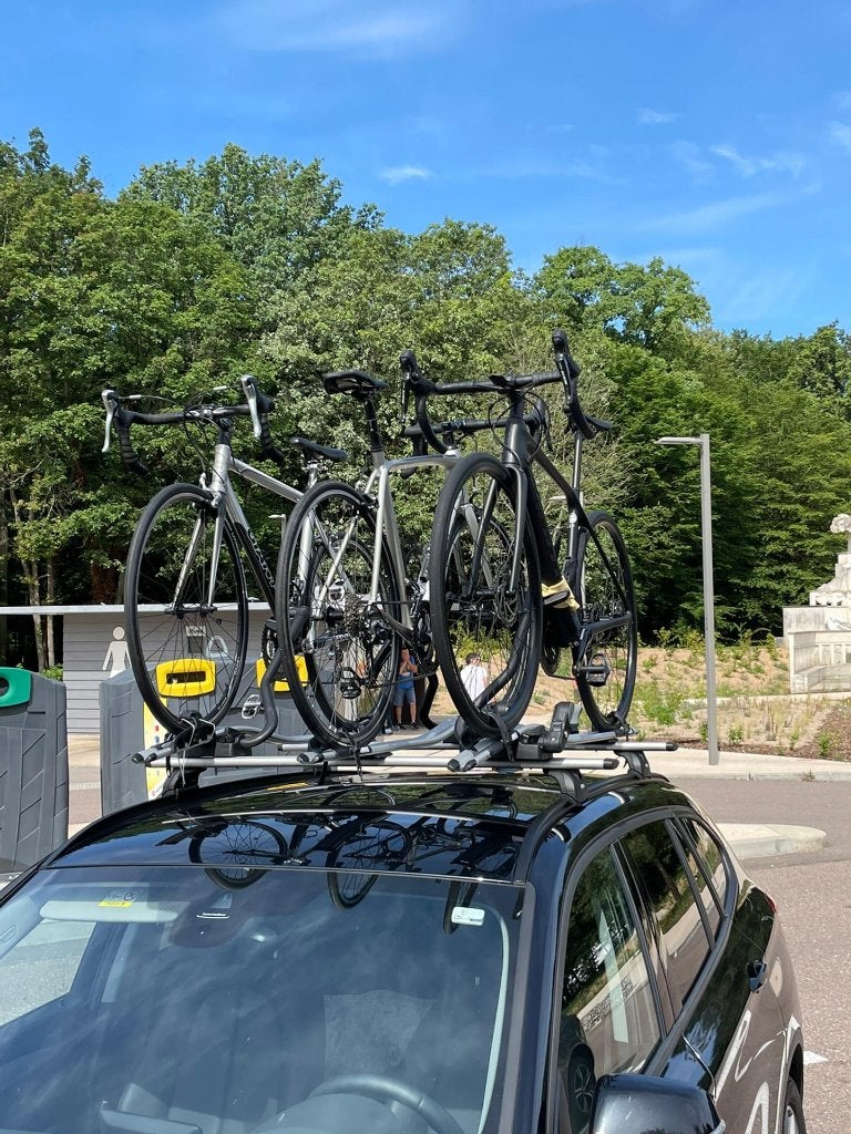 Verhuur fietsendrager thule op trekhaak, Auto diversen, Fietsendragers, Ophalen, 1 fiets, Zo goed als nieuw, Dakdrager