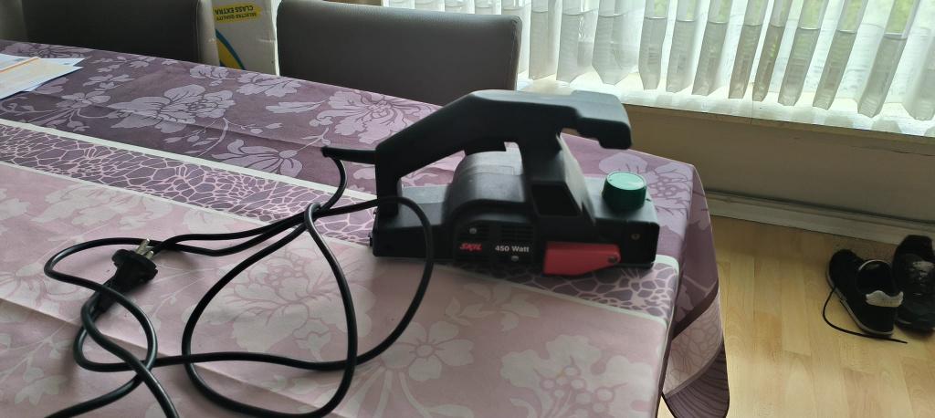 Electrische schaafmachine van Skil (450 Watt) € 35,00, Ophalen, Gebruikt, Elektrisch