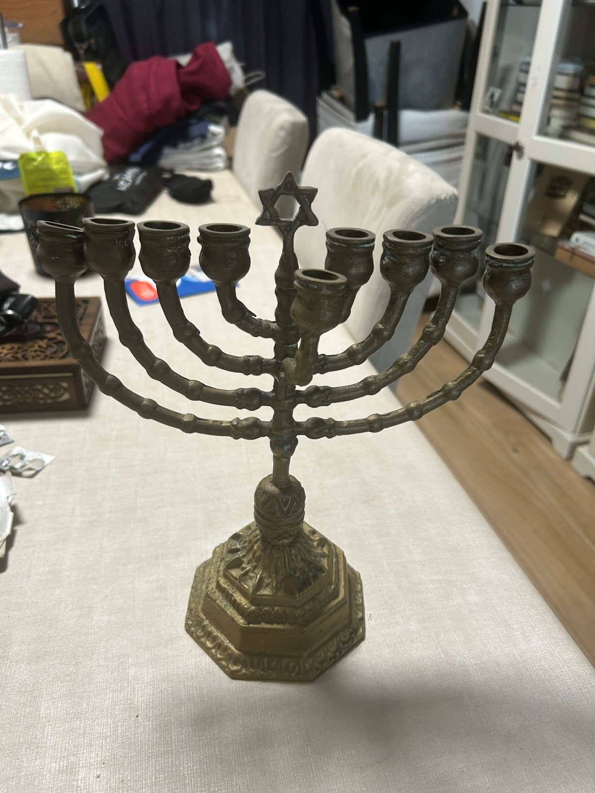 Ancienne Hanoukkia vintage en laiton – Ménorah – Judaïc, Antiek en Kunst, Ophalen, Overige materialen
