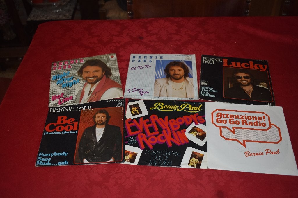 45t vinylsingels van : BERNIE PAUL uit de jaren '80,, CD & DVD, Vinyles Singles, Enlèvement ou Envoi, Comme neuf, Pop