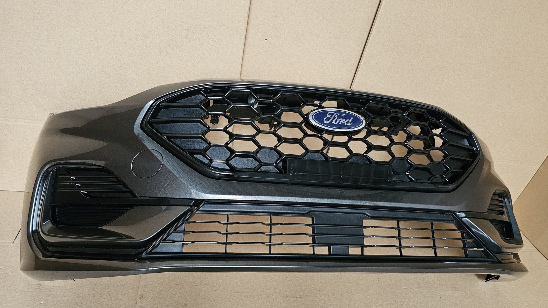Voorbumper Ford Fiesta MK8 ST LINE FACELIFT bj.2021-2024, -, Origine de la pièce connue, Utilisé, -