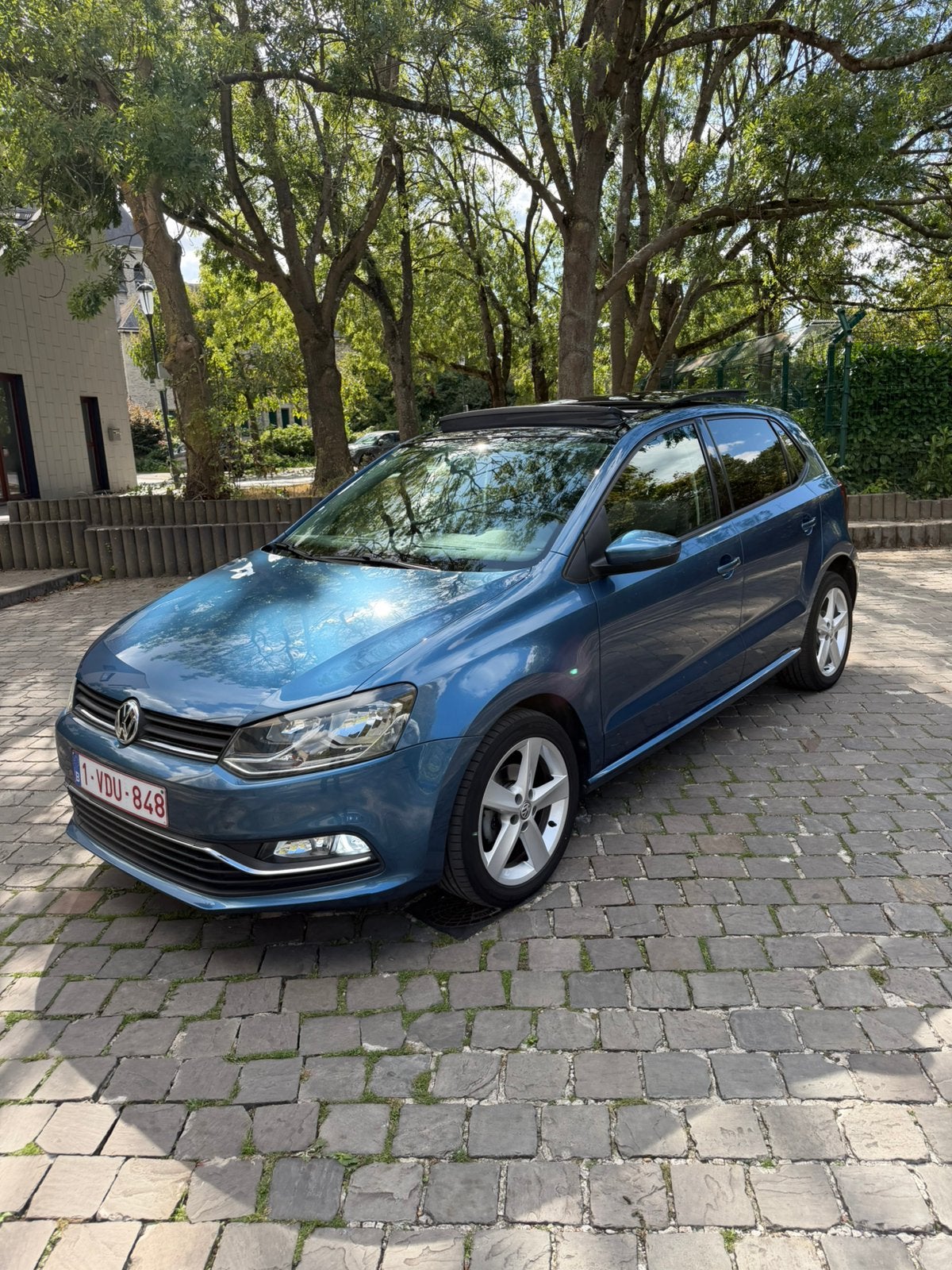 Vw Polo 1.0 Essence Panoramique, Autos, Achat, Intérieur cuir, Alcantara, Particulier