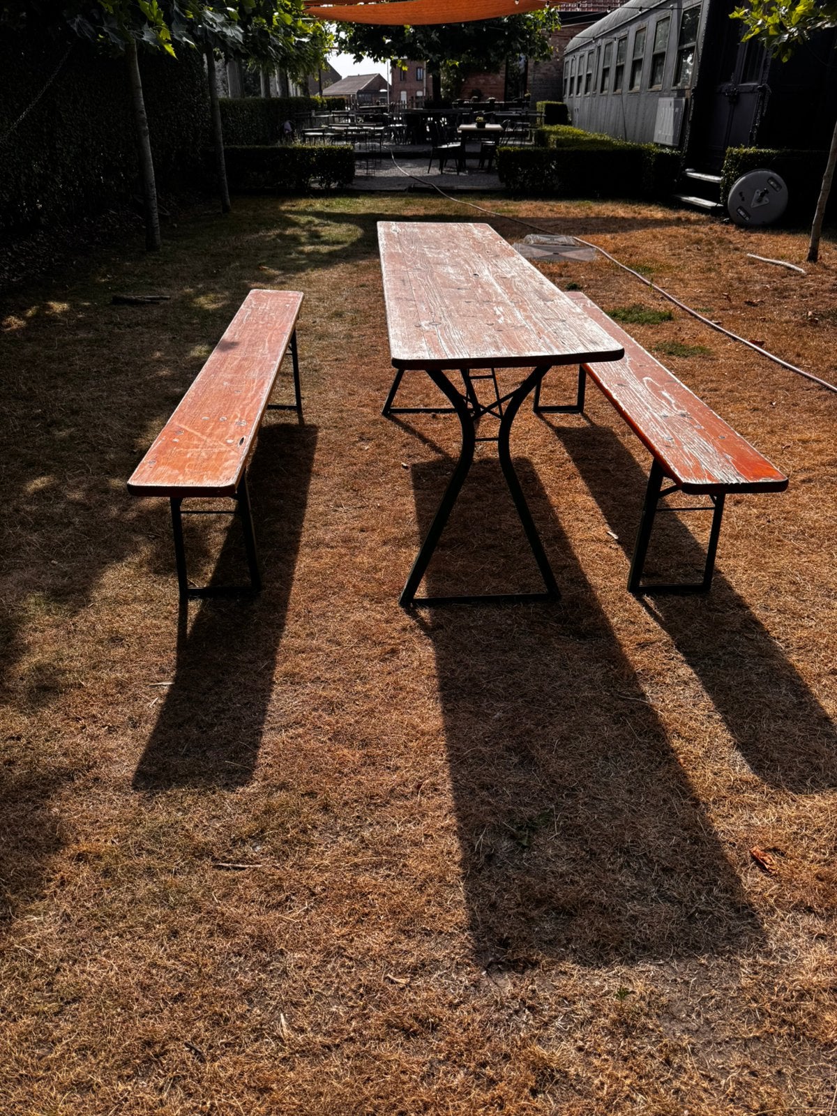 Biertafelset, Ophalen, Zo goed als nieuw