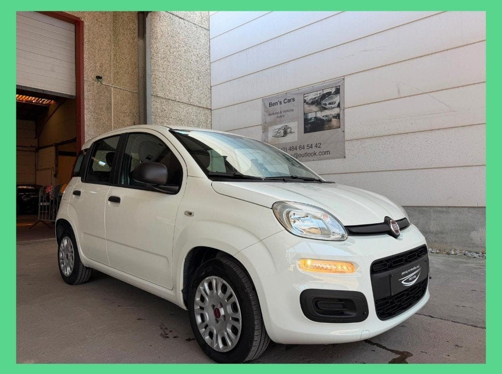 Fiat Panda 1.2i met 9.000 KM * Airco *, Auto's, Dealer onderhouden, Stof, Panda, https://public.car-pass.be/vhr/33c0db67-a8ab-4482-a01d-b0f66a749132