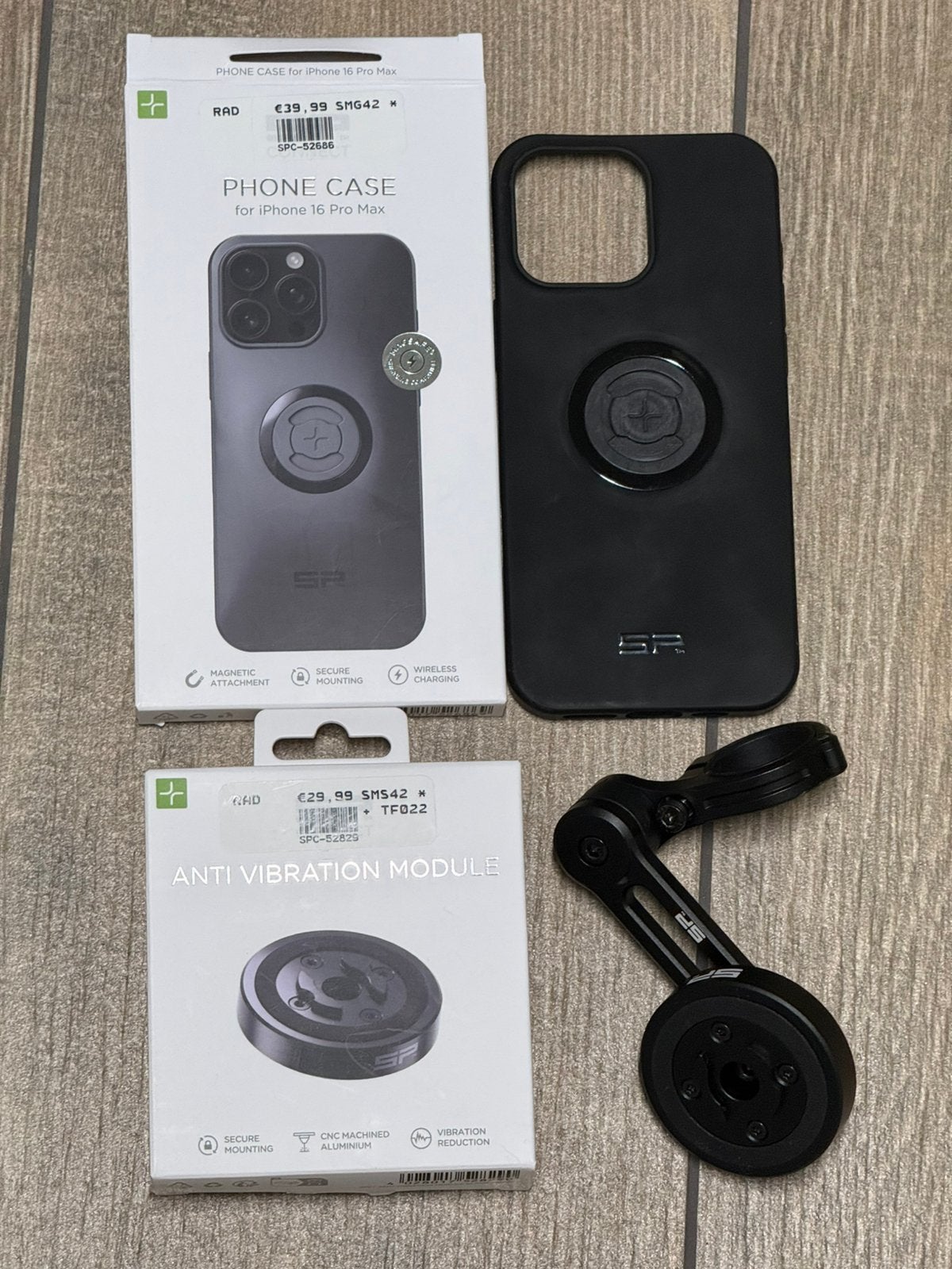 Sp connect iphone 16 pro max en houder, Télécoms, Téléphonie mobile | Housses, Coques & Façades | Apple iPhone, Enlèvement, Comme neuf