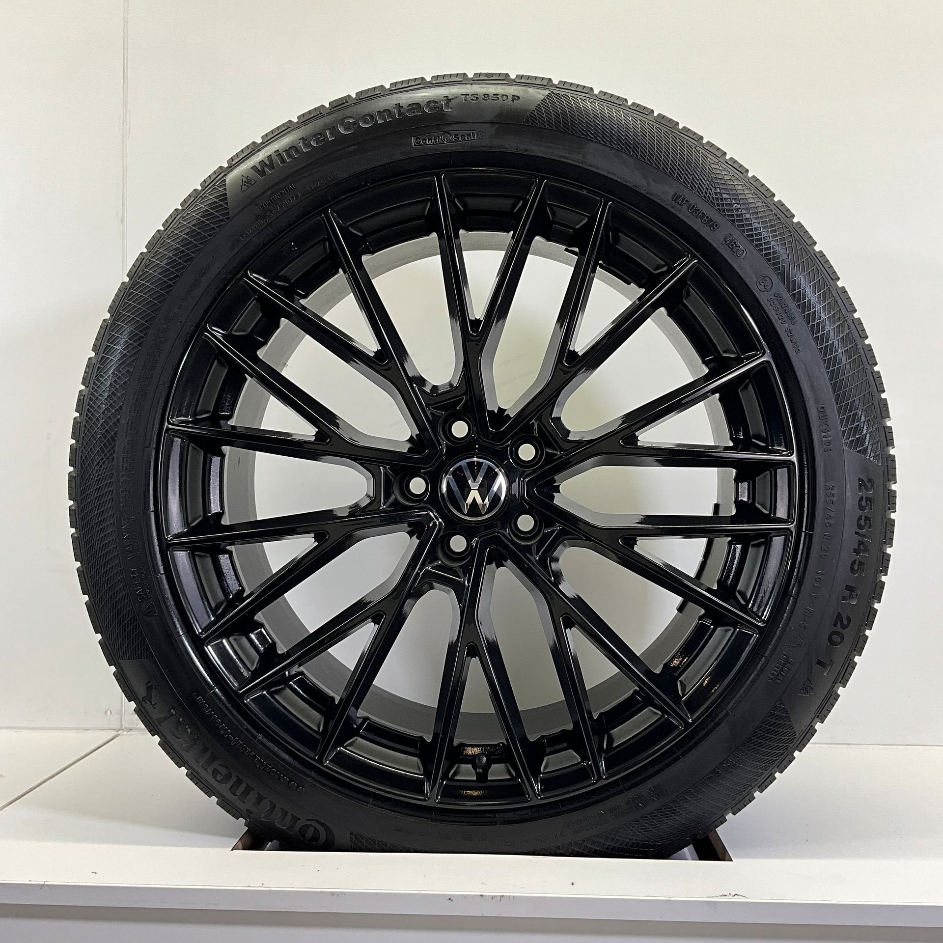 VOLKSWAGEN TRANSPORTER VELGEN BREEDSET WINTERBANDEN 20 INCH, Auto-onderdelen, Banden en Velgen, Gebruikt, 255 mm, -, -