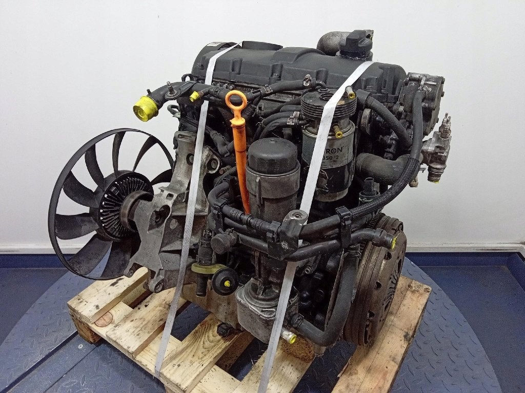 Moteur AJM Complet AUDI A4 BORA PASSAT A6 VW GOLF, Autos : Pièces & Accessoires, Envoi, Utilisé, Daihatsu