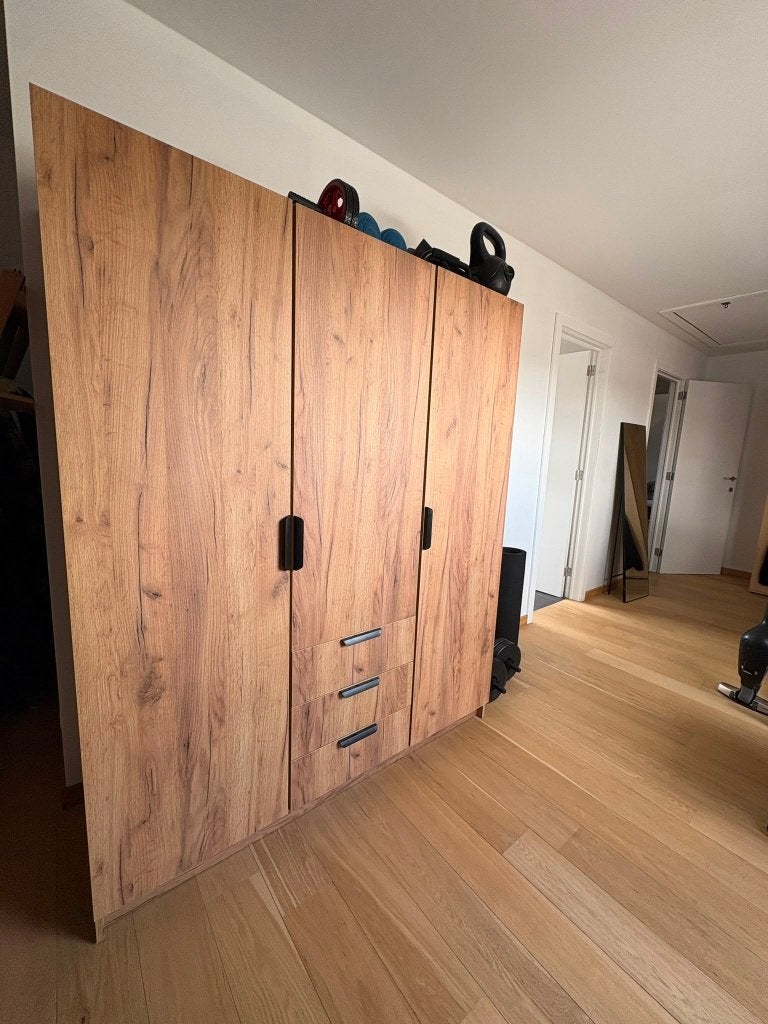 Kleerkast 3 deuren – eiken look – 144 cm breed, 25 à 50 cm, Comme neuf, 100 à 150 cm, Avec tiroir(s)
