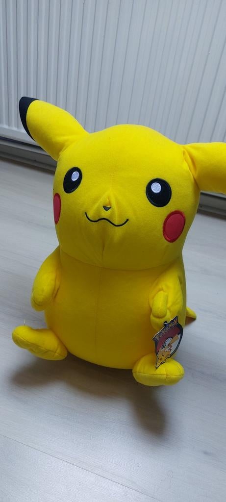 Pokemon pikachu peluche