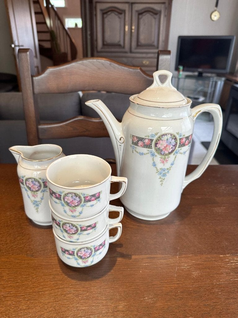 antieke servies, Enlèvement