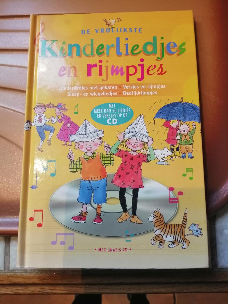 Kinderliedjes en rijmpjes, Ophalen, Zo goed als nieuw, Jongen of Meisje