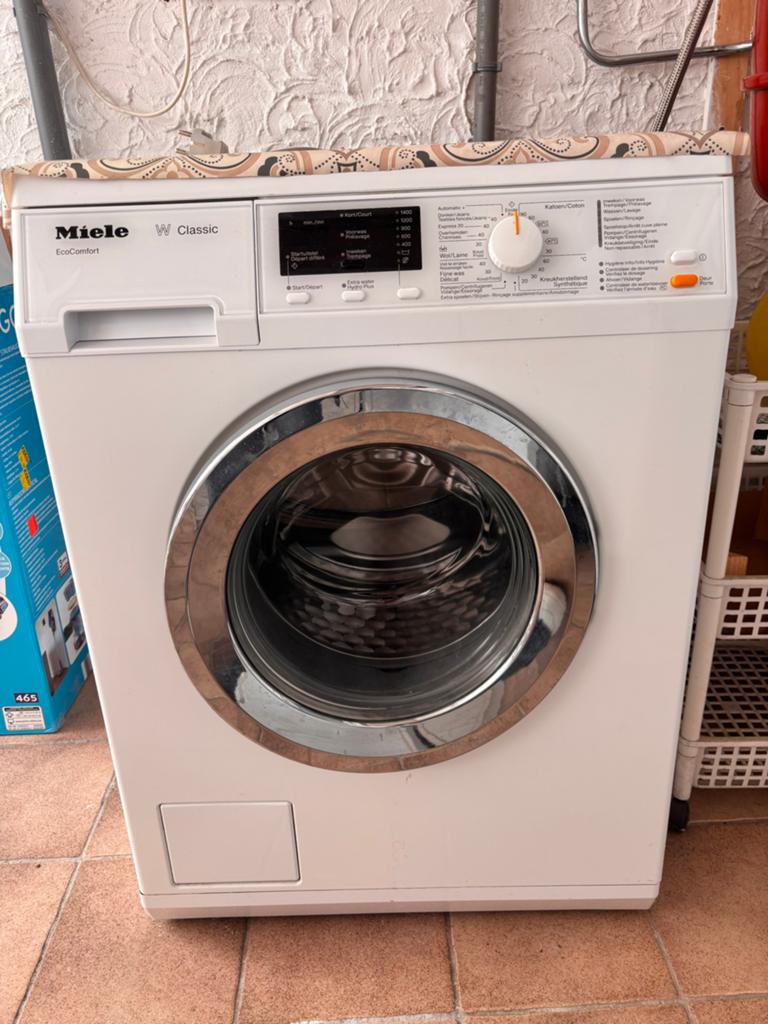 Wasmachiene Miele w classic eco comfort, Elektronische apparatuur, Wasmachines, Ophalen, Gebruikt