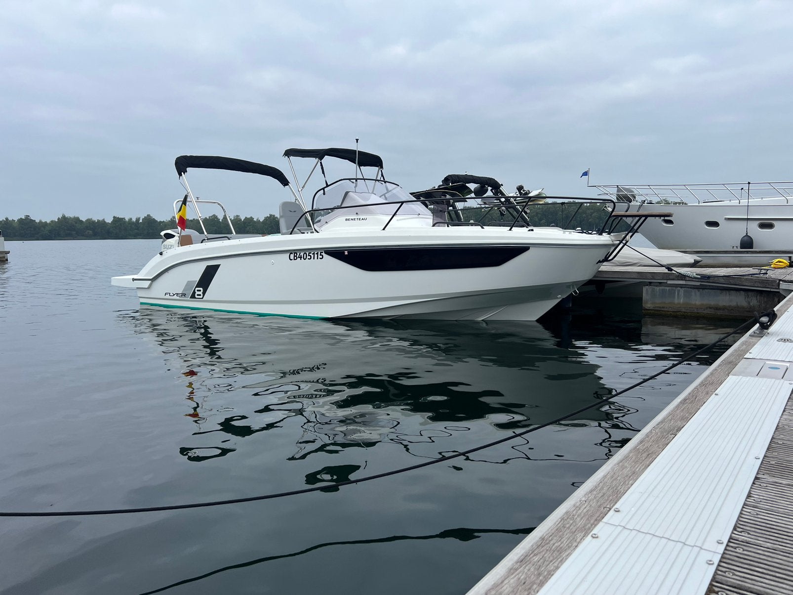 Beneteau Flyer 8 sundeck model 2021, Watersport en Boten, Speedboten, Zo goed als nieuw, Ophalen