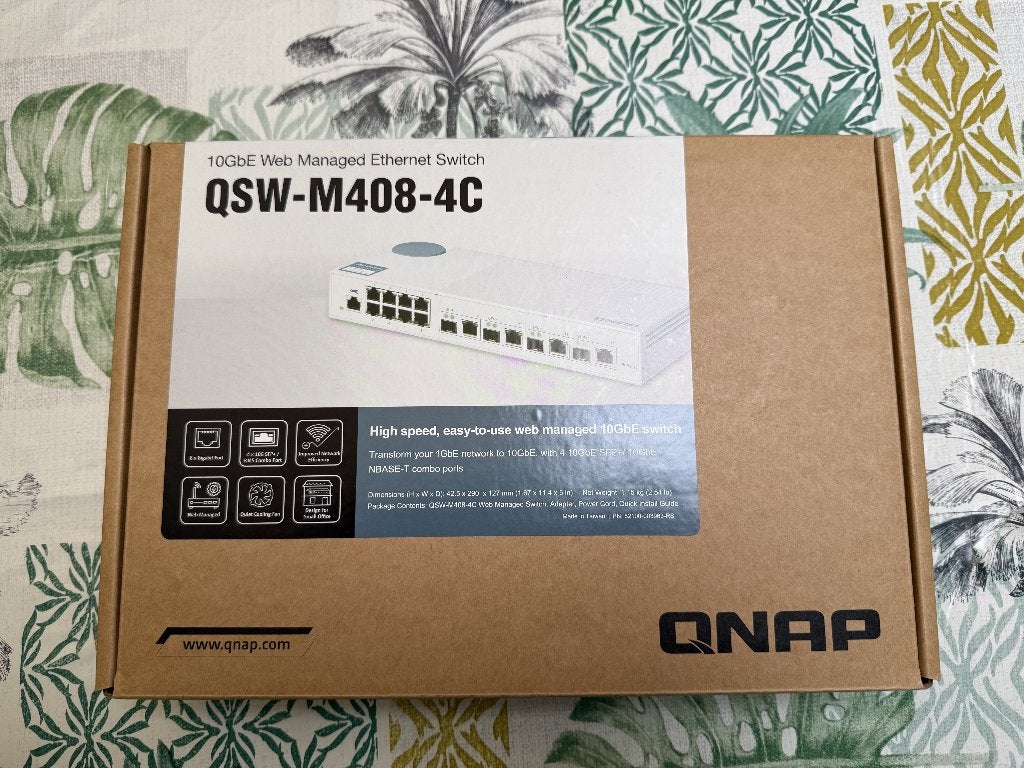 Switch QNAP QSW-M408-4C, Informatique & Logiciels, Enlèvement, Utilisé