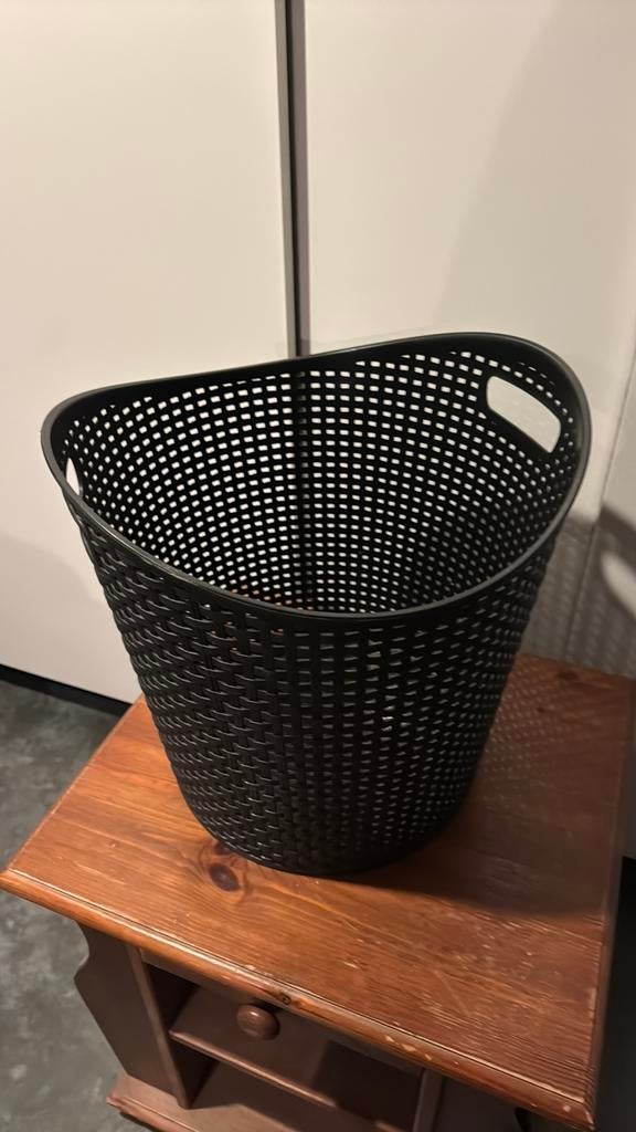 Decoratieve mand, Ophalen, Zo goed als nieuw