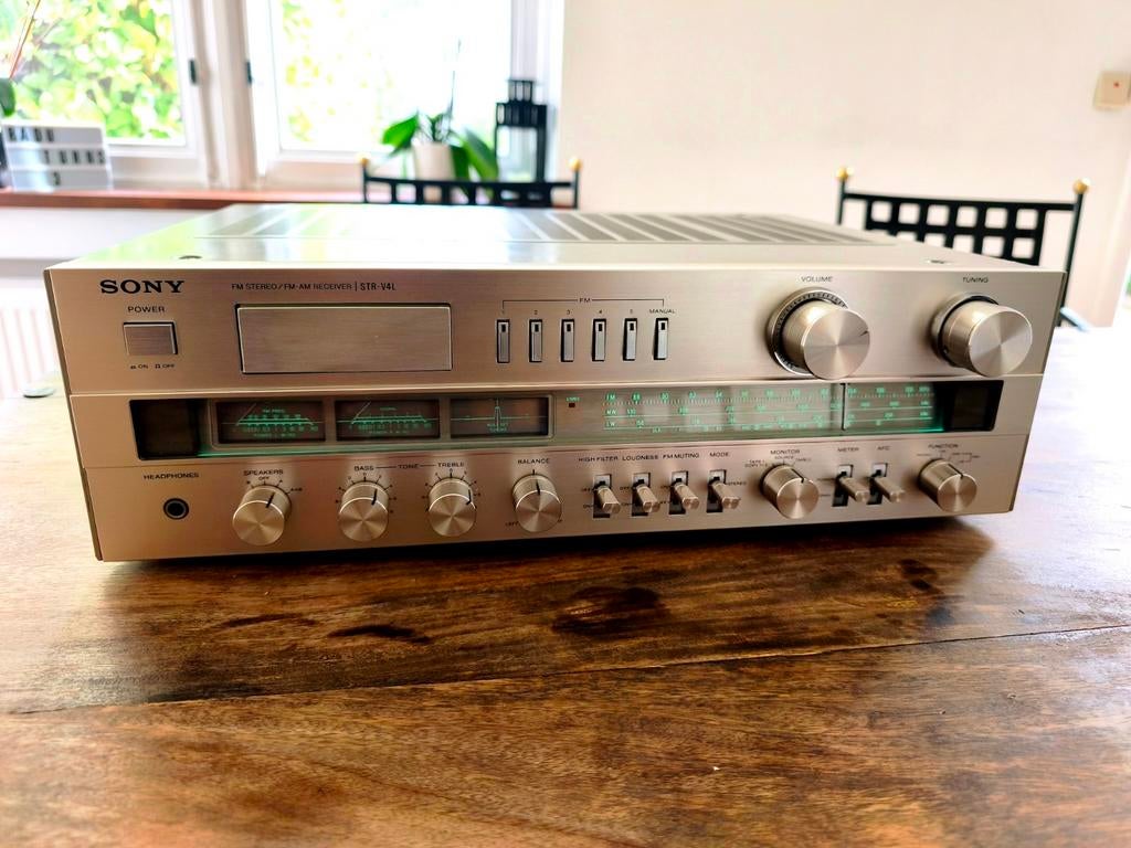 SONY STR-V4L tunerversterker, gemaakt in Japan, hifi, audiof, Audio, Tv en Foto, Versterkers en Ontvangers, Ophalen, Sony
