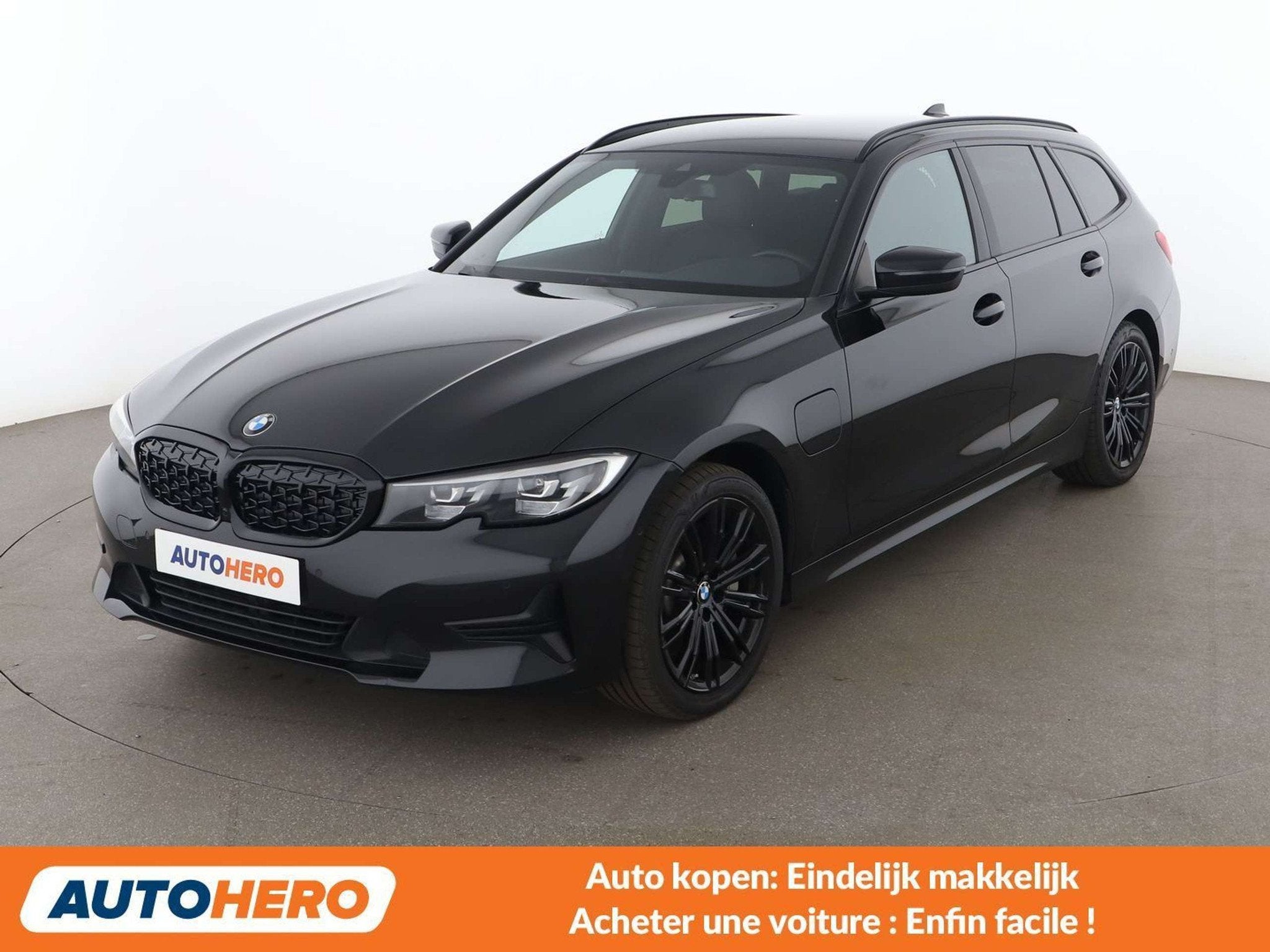 BMW 3 Serie 330 330e Advantage (automatique), Autos, BMW, Achat, Euro 6, 1905 kg, https://public.car-pass.be/vhr/6a74877f-d4a5-49c9-b7eb-f14c77524321