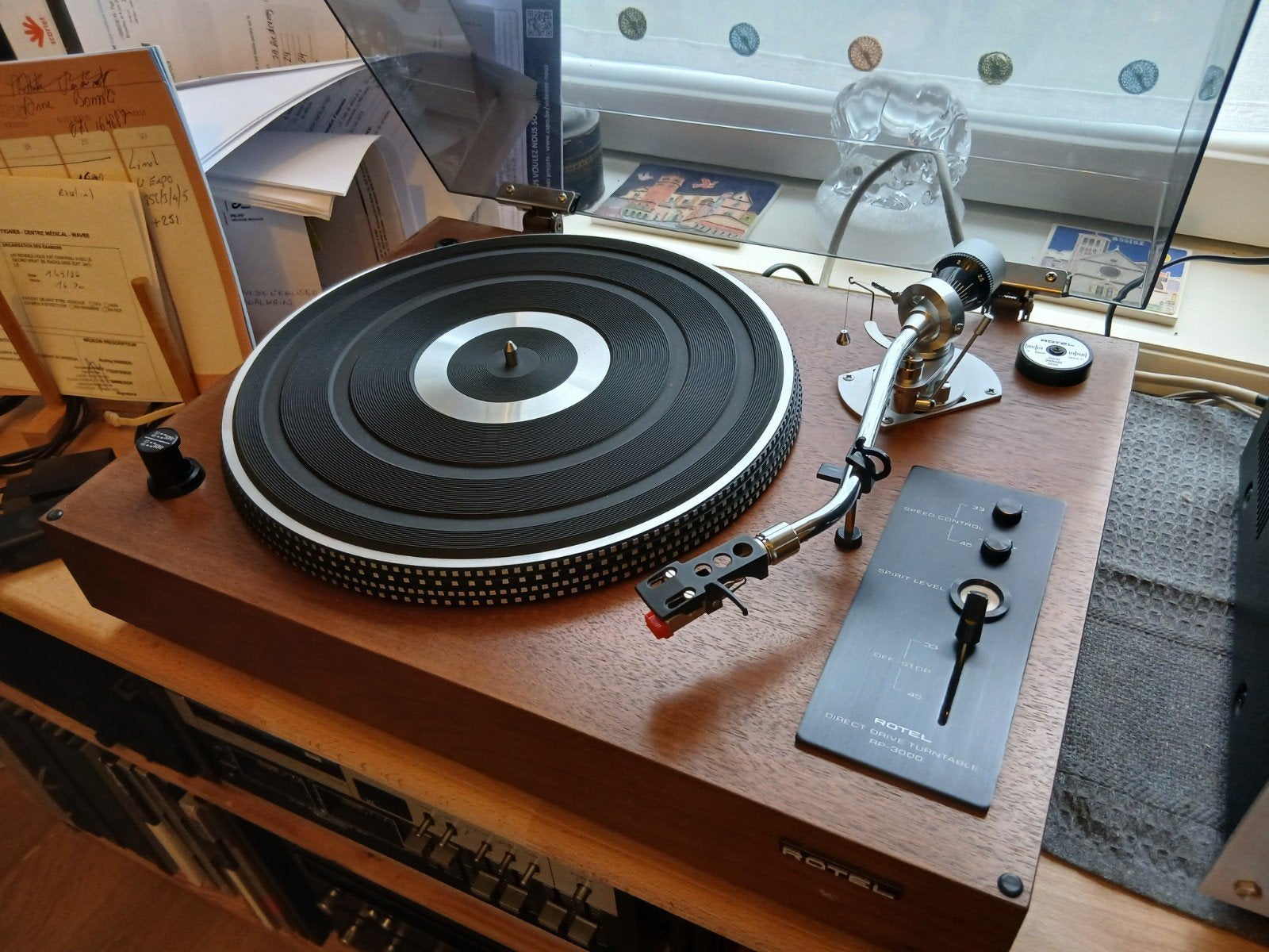 Rotel RP-3000, Ophalen