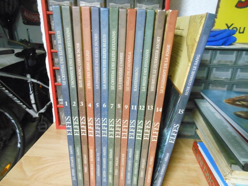 DB ELFES, Livres, Enlèvement, Comme neuf